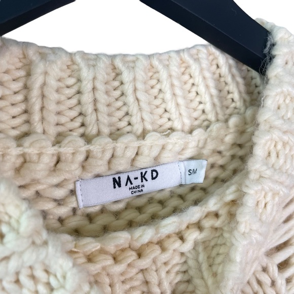 Claire Rose X NA-KD Cable Knitted Sweater in Off White S/M - Picture 8 of 9